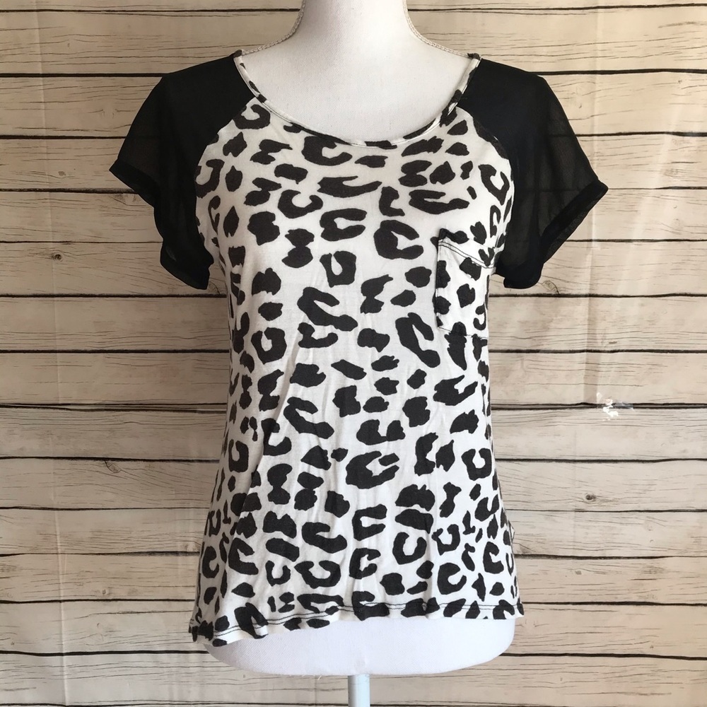 Forever 21 Leopard Print Sheer Short Sleeve Top